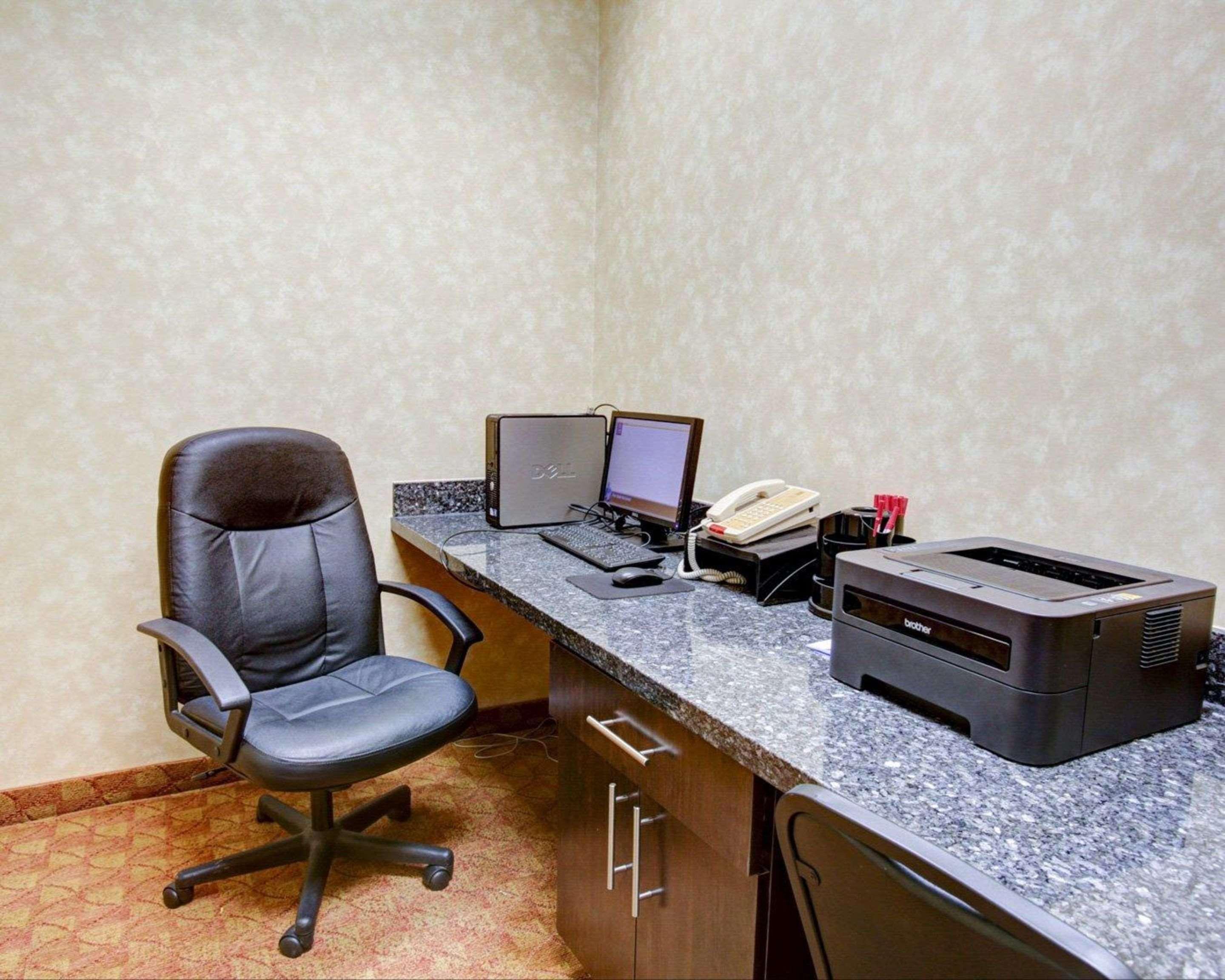 Comfort Suites Old Town Spring Esterno foto